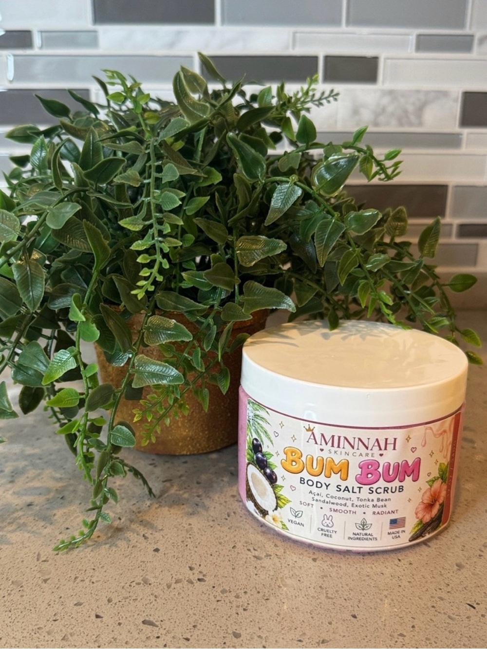 AMINNAH SKINCARE LIMITED EDITION BUM BUM BODY SALT SCRUB NWT NEW